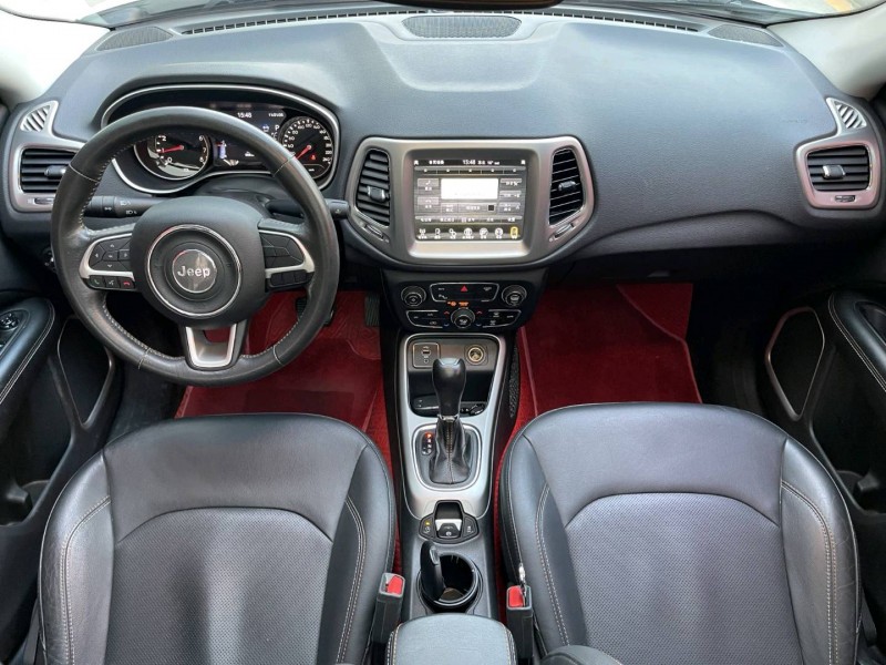 济宁18年Jeep指南者9