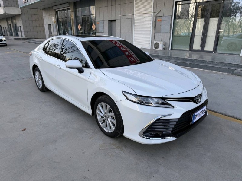 济宁23年丰田凯美瑞1