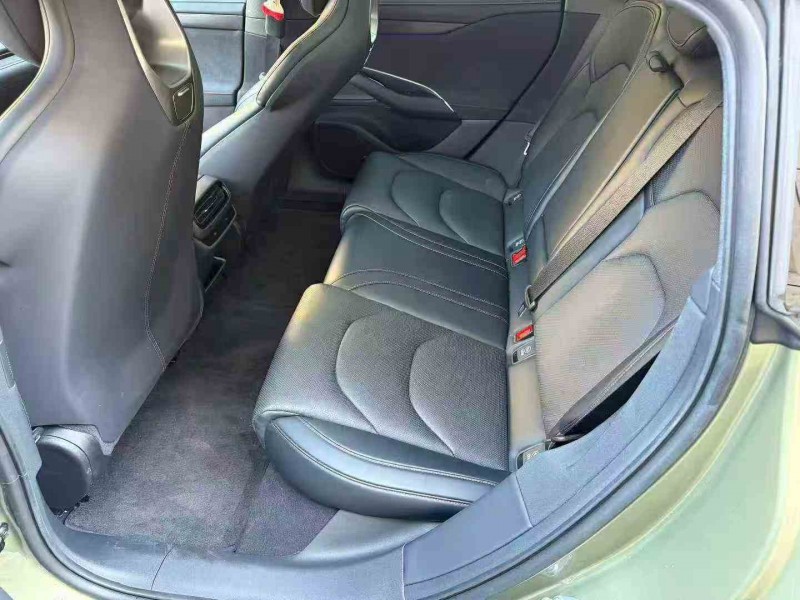 金华24年小米SU76