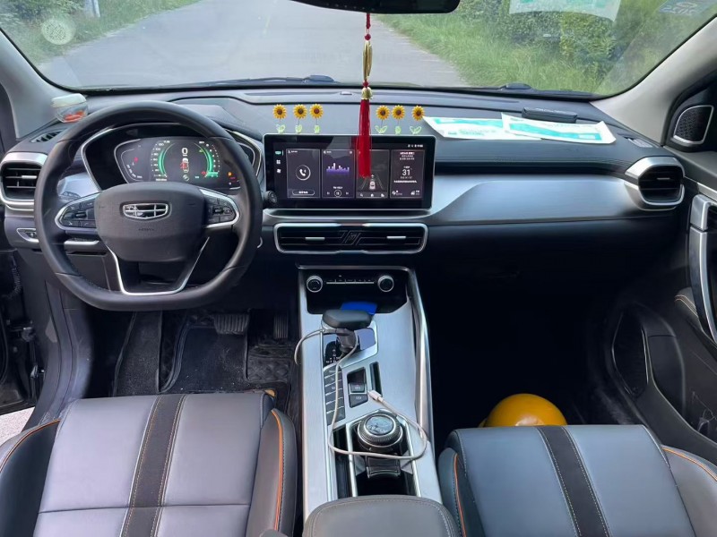 济宁23年吉利缤越4