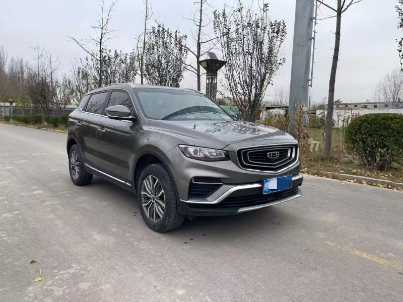 济宁21年吉利博越2