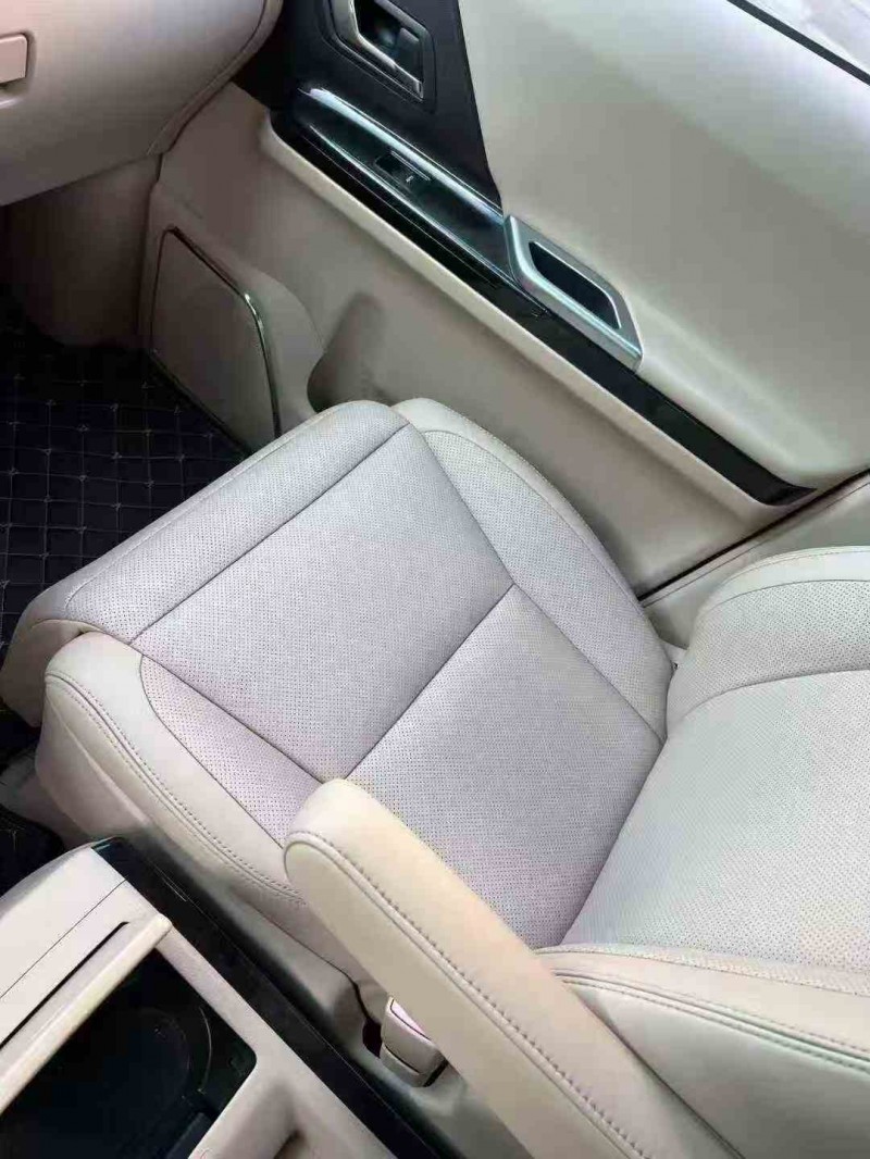 温州14年丰田埃尔法5