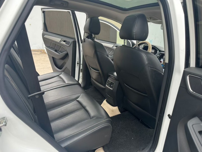 郑州17年荣威RX57