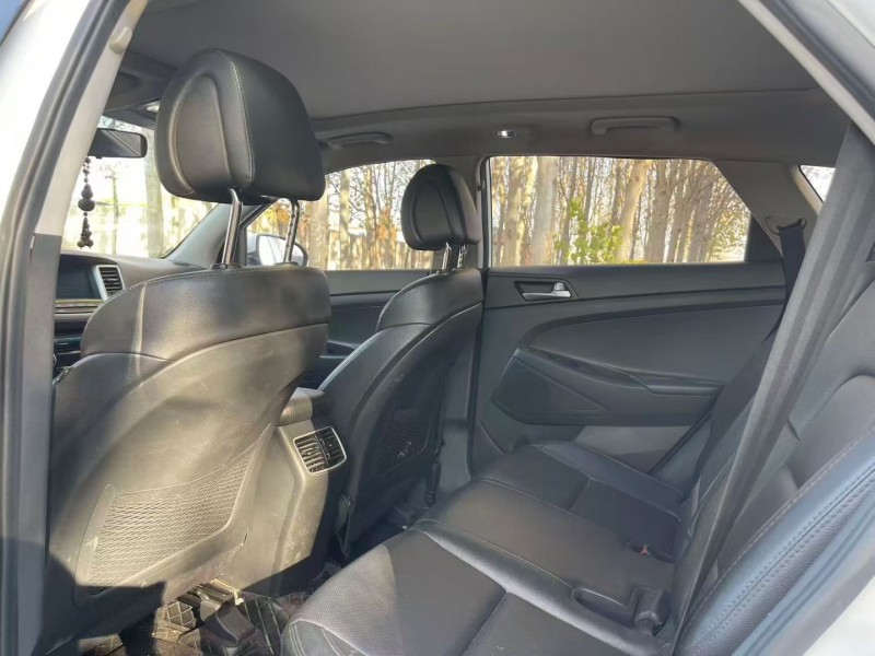 济宁18年现代途胜4