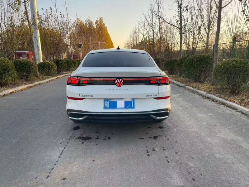 济宁23年大众凌渡9