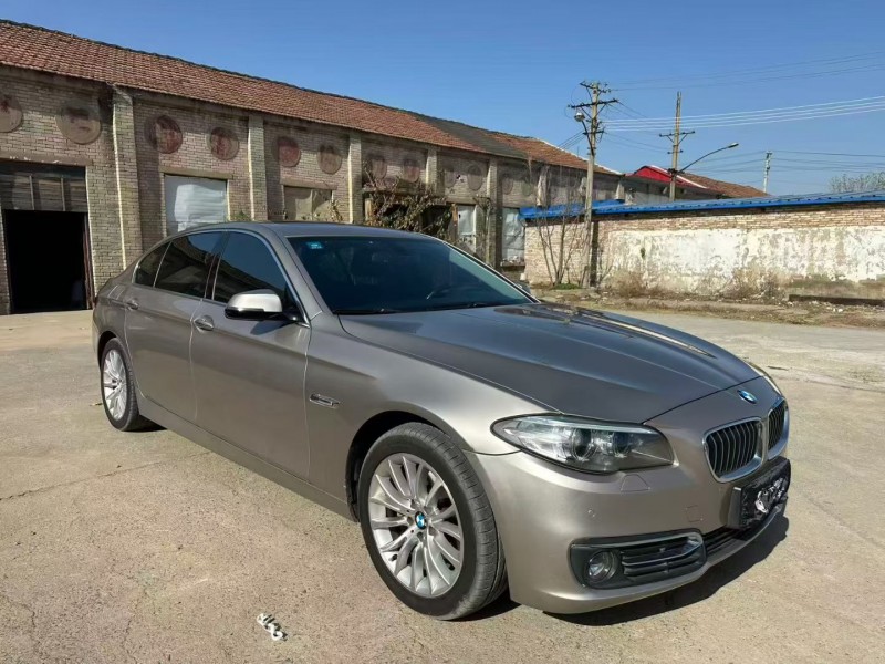 郑州17年宝马5系8