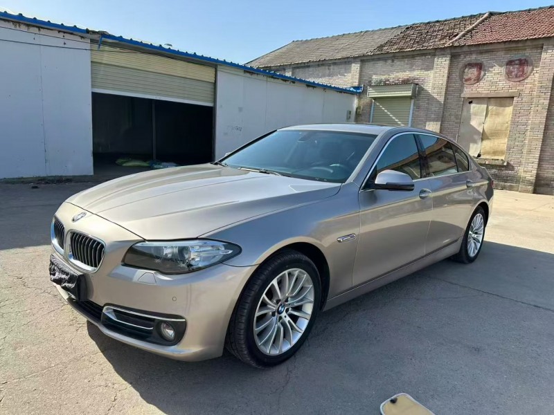 郑州17年宝马5系9