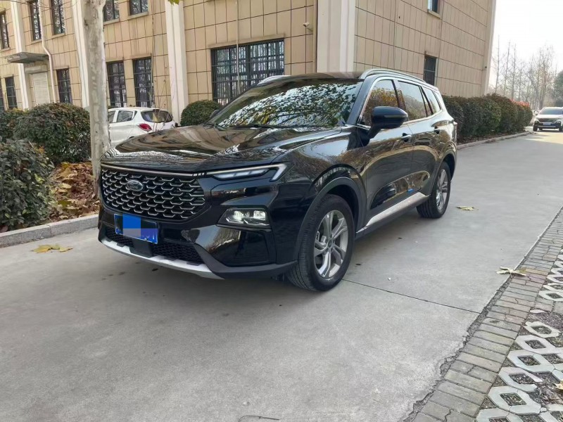 济宁24年福特领睿3