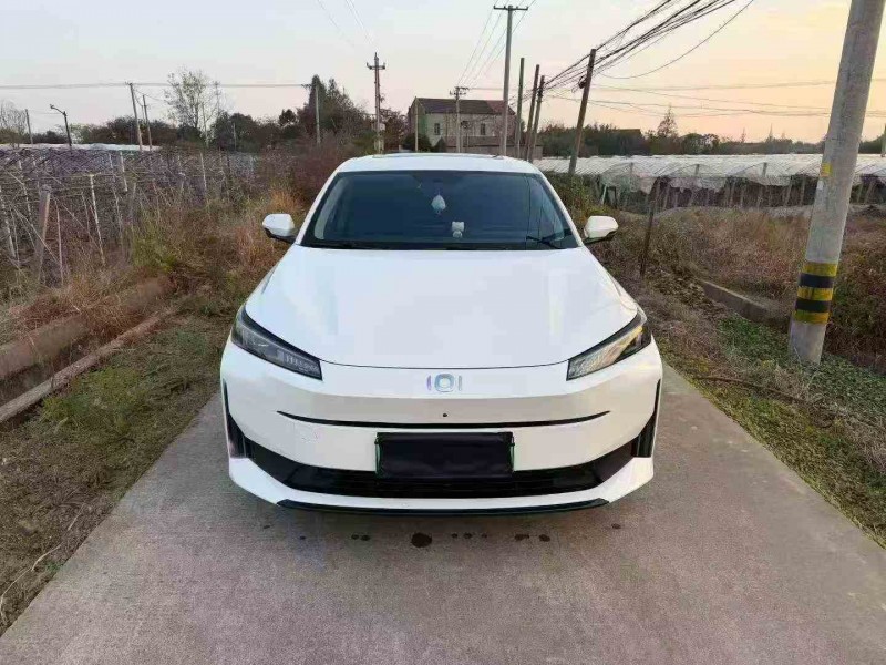 嘉兴25年长安汽车启源1