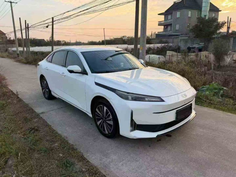 嘉兴25年长安汽车启源3