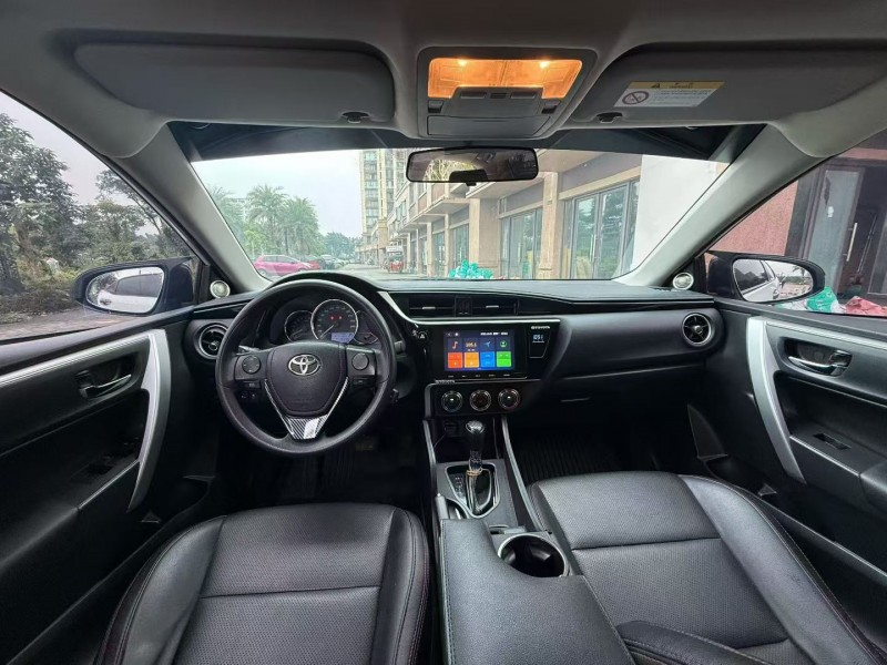 海口17年丰田雷凌5