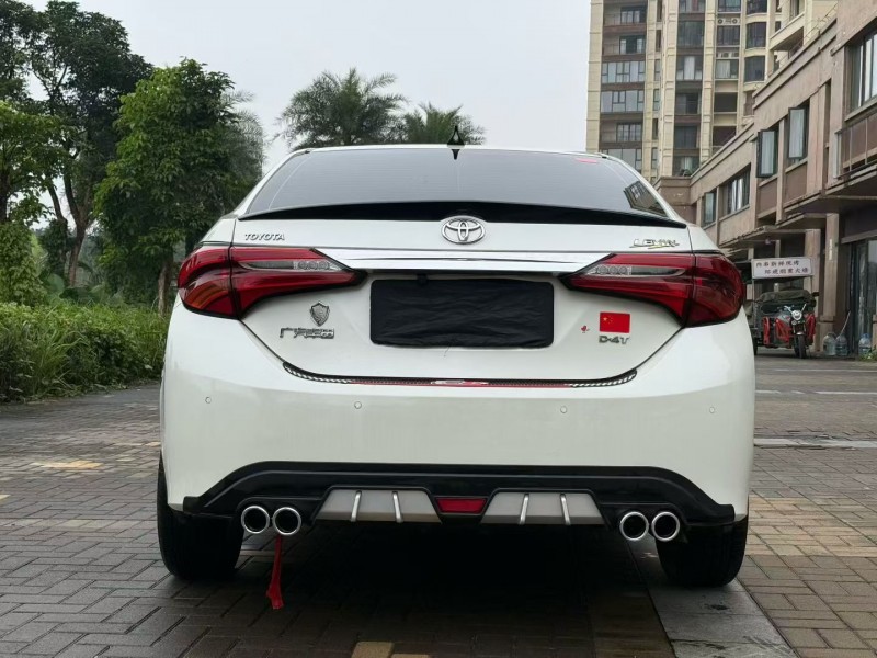 海口17年丰田雷凌8