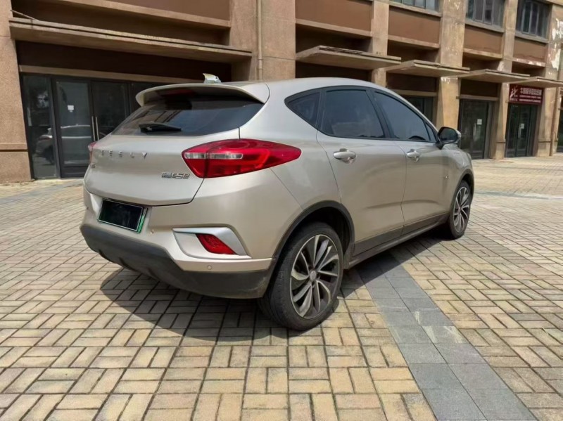 海口20年吉利帝豪7