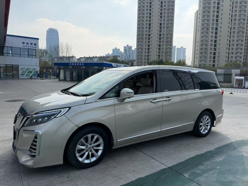 南昌19年别克GL82