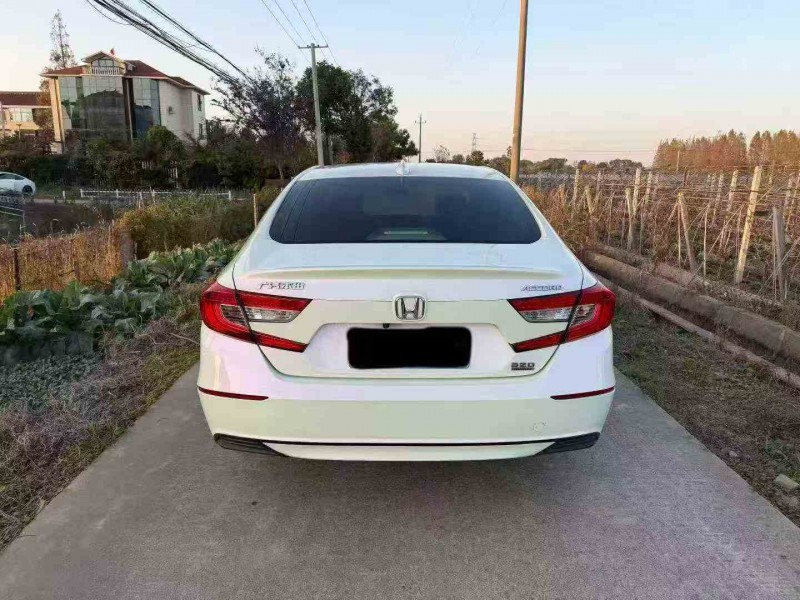 湖州19年本田雅阁6
