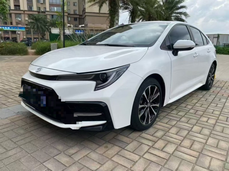 海口22年丰田雷凌2