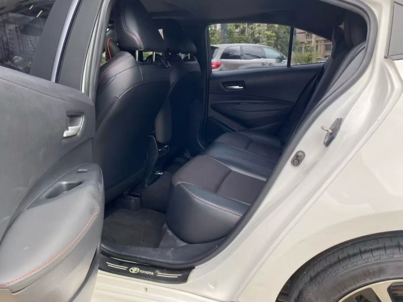 海口22年丰田雷凌5