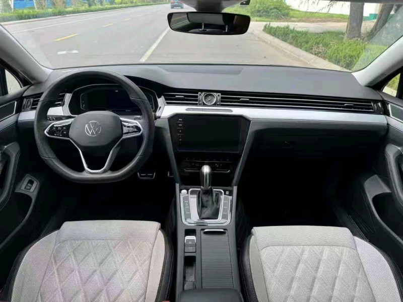 淄博23年大众迈腾7