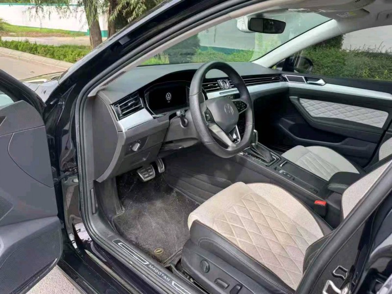 淄博23年大众迈腾8