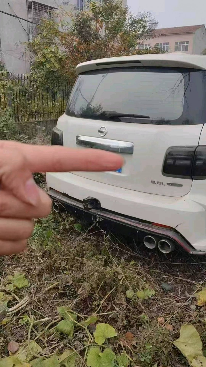 宜昌19年日产途乐2