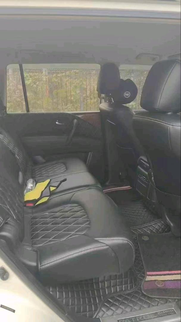 宜昌19年日产途乐3