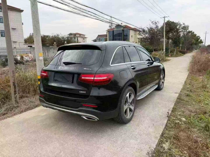 衢州17年奔驰GLC9