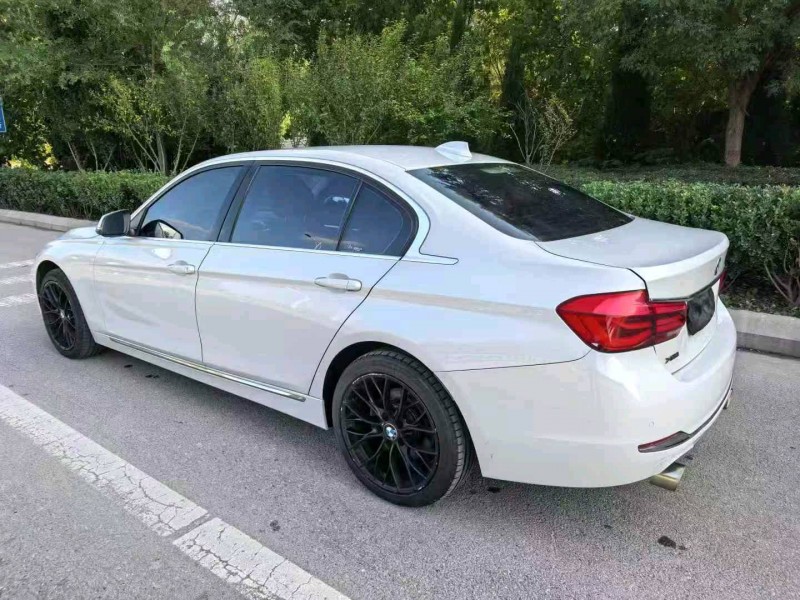 淄博18年宝马3系6