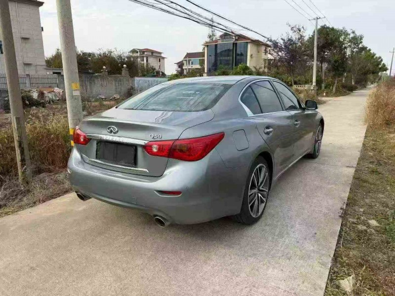 舟山16年英菲尼迪Q50L7