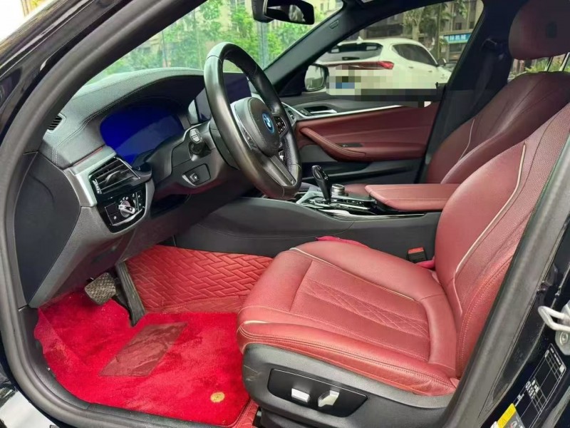 海口22年宝马5系4