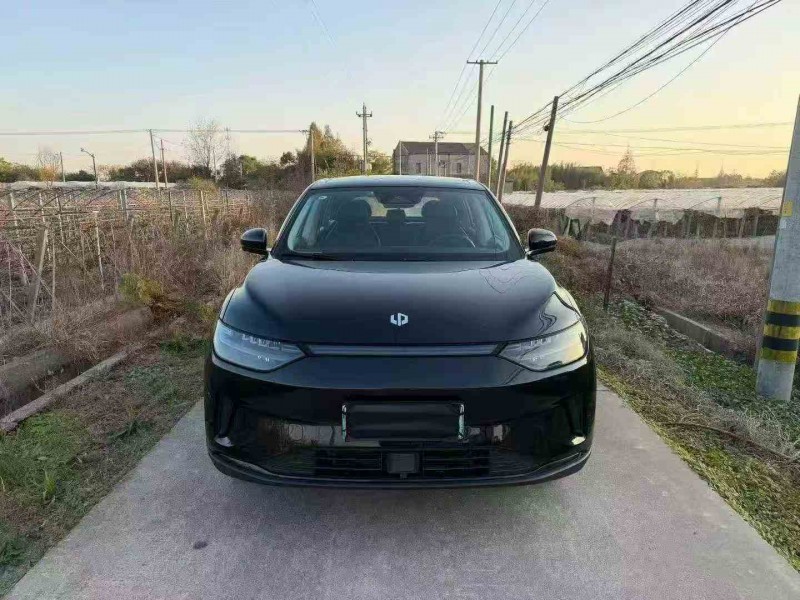 衢州23年零跑汽车C111