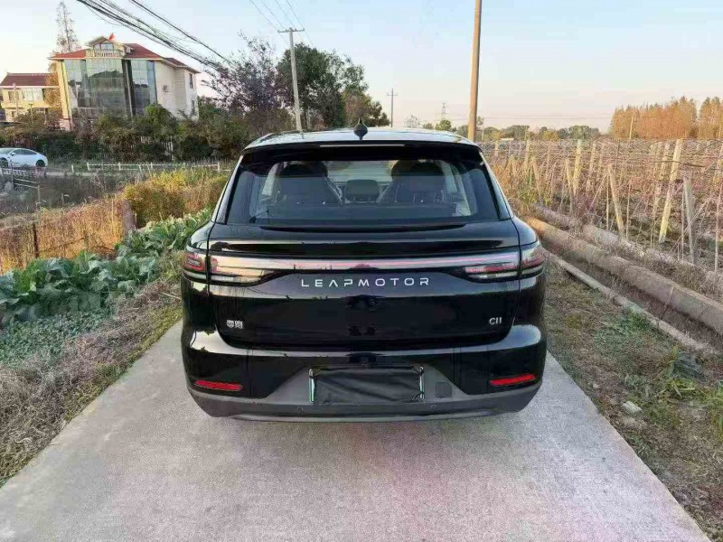 衢州23年零跑汽车C118