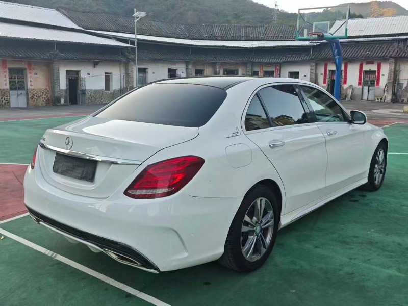 广州16年奔驰C8