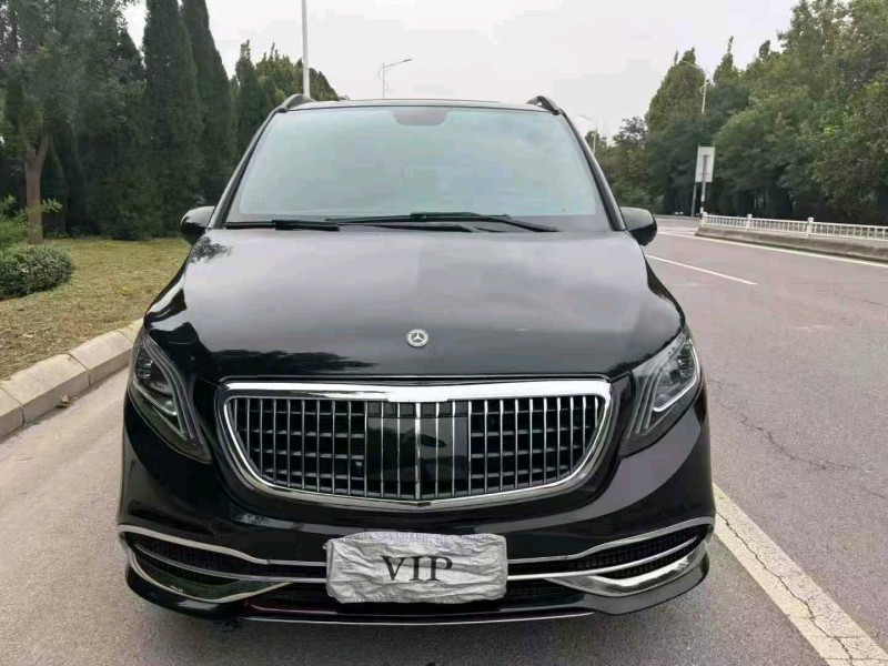 淄博18年奔驰威霆1