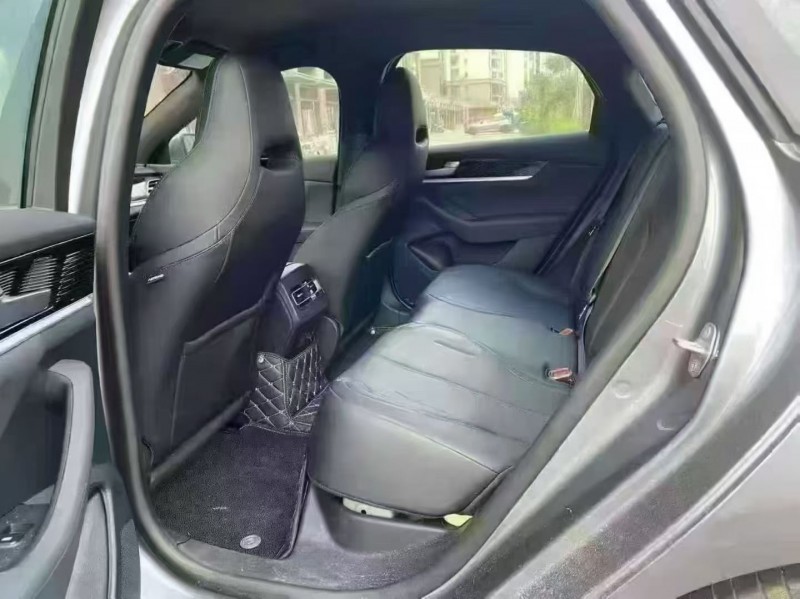 海口25年比亚迪秦6