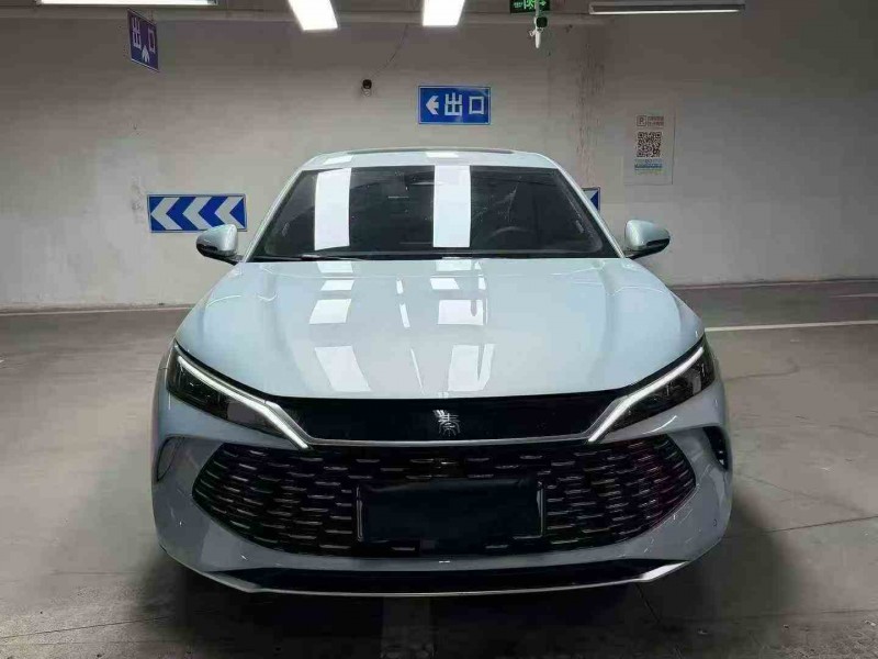 攀枝花25年比亚迪秦1