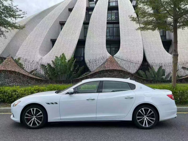 广州17年玛莎拉蒂总裁8