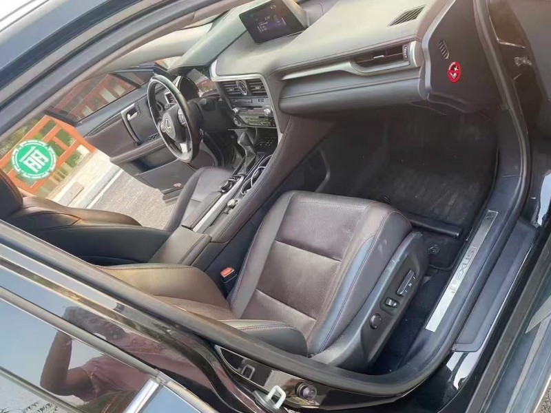 广州16年雷克萨斯RX8