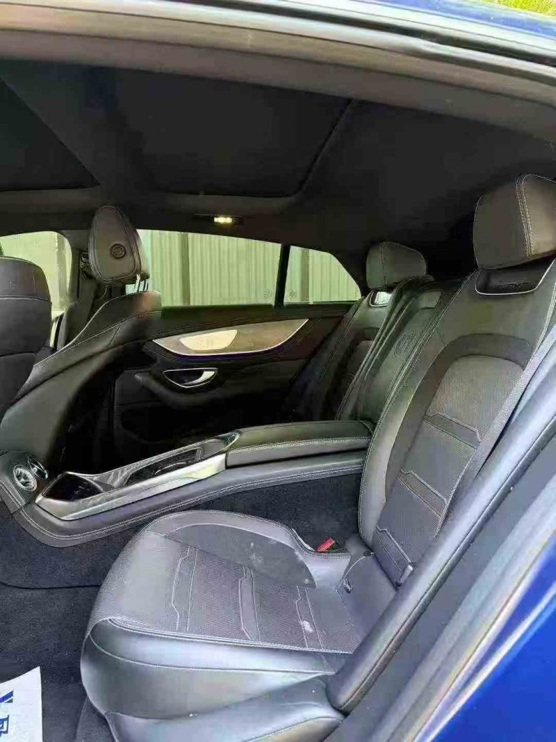 重庆20年奔驰AMG5