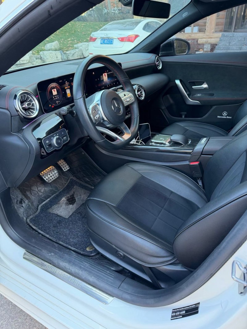 邢台20年奔驰CLA3