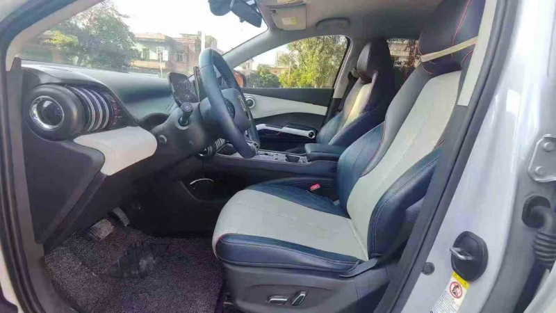 汕头22年比亚迪元4