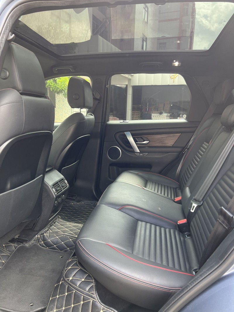 中山20年路虎发现6