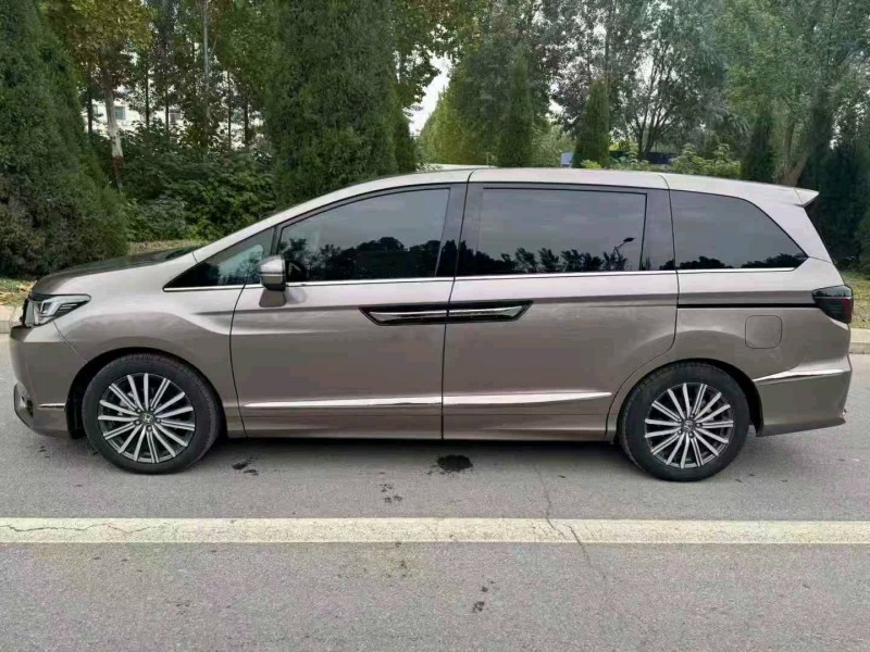 淄博22年本田艾力绅3