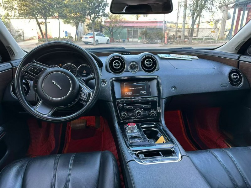 枣庄14年捷豹XJL8