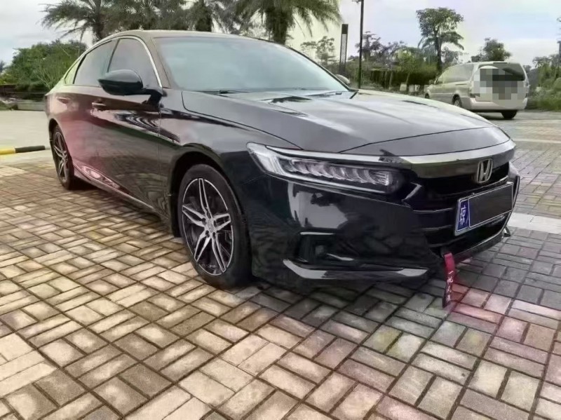 海口22年本田雅阁3