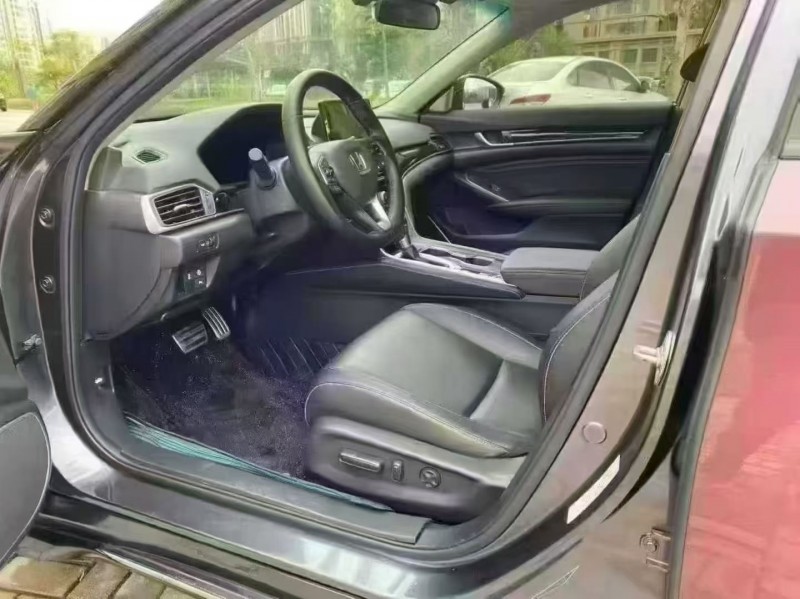 海口22年本田雅阁4