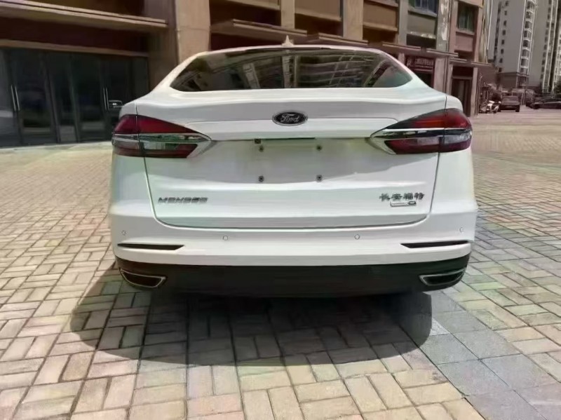 海口19年福特蒙迪欧9