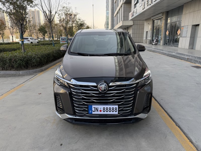 济宁24年别克GL81