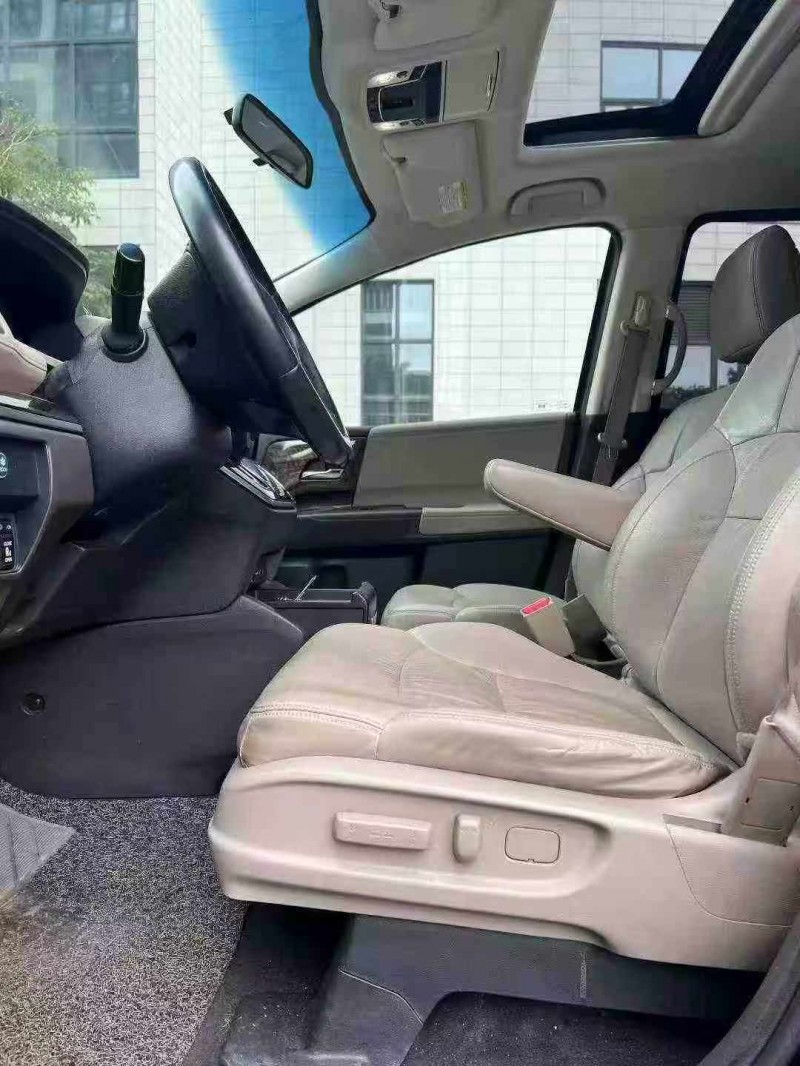 佛山17年本田奥德赛4