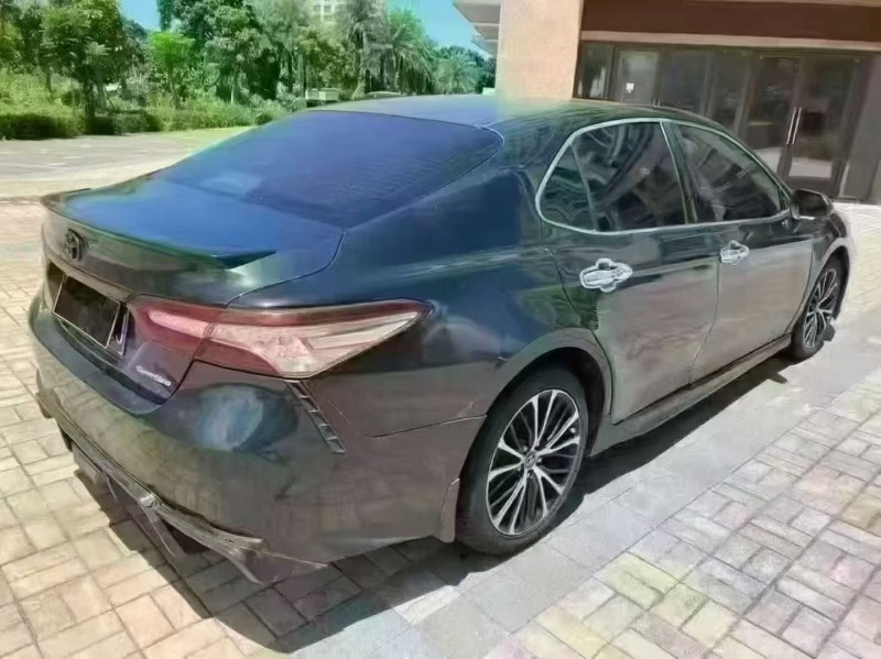 海口19年丰田凯美瑞7