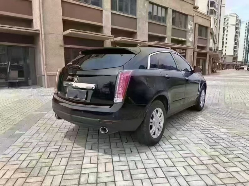 海口13年凯迪拉克SRX7